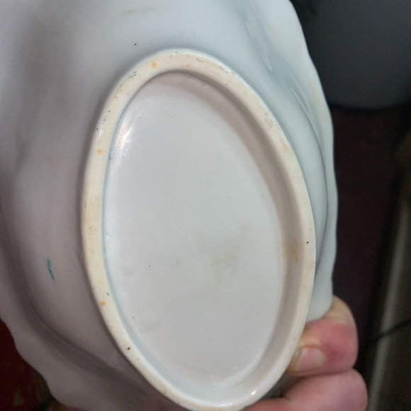 Beautiful Porcelain Bowl Possible Beehive Mark On Gold - Picture 7 of 8